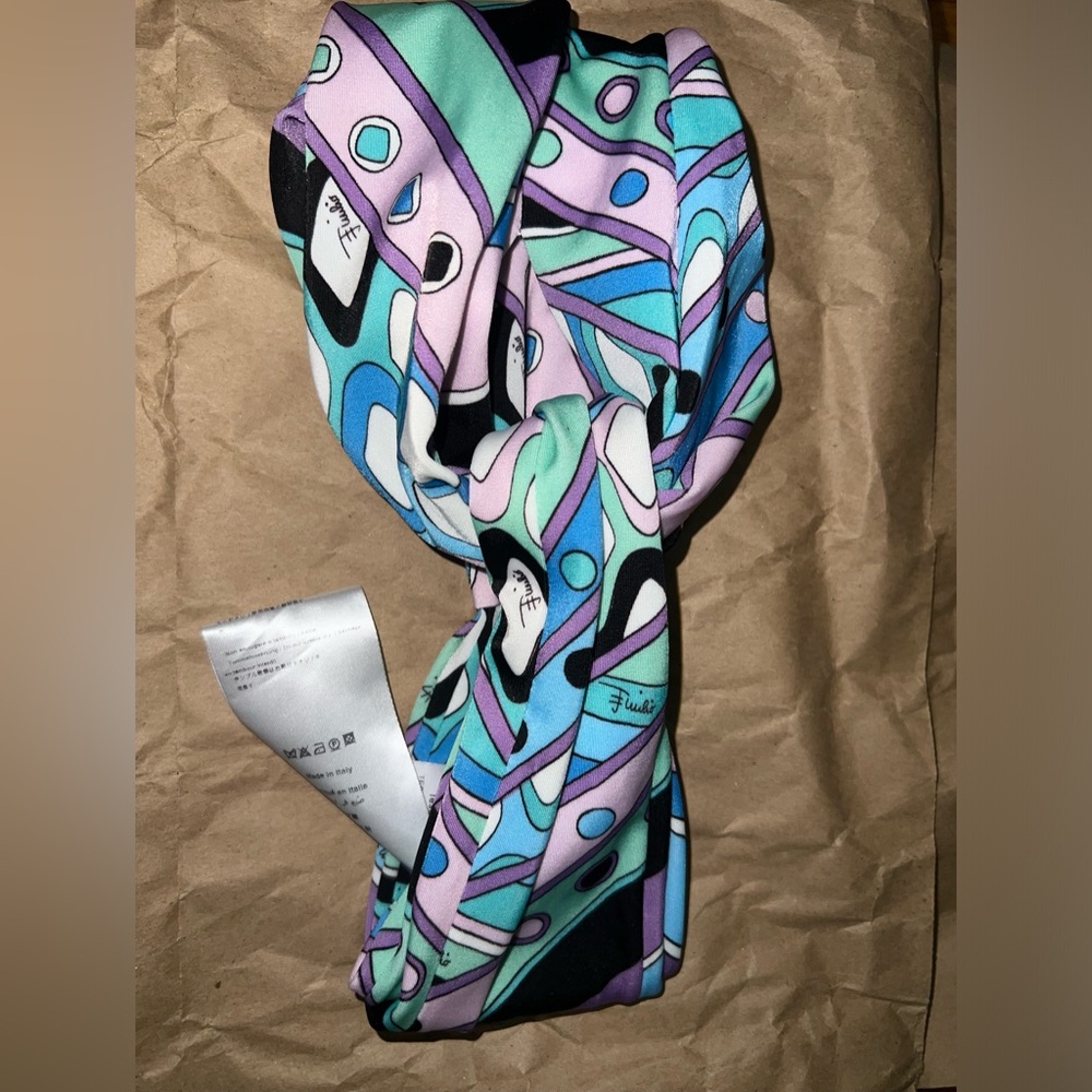 Pucci head band